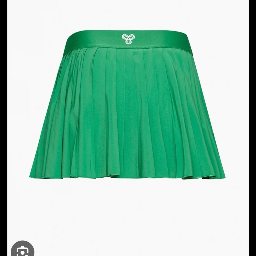 TnAction TNAMOVE TENNIS PRO MINI SKIRT Aritzia size XS LN